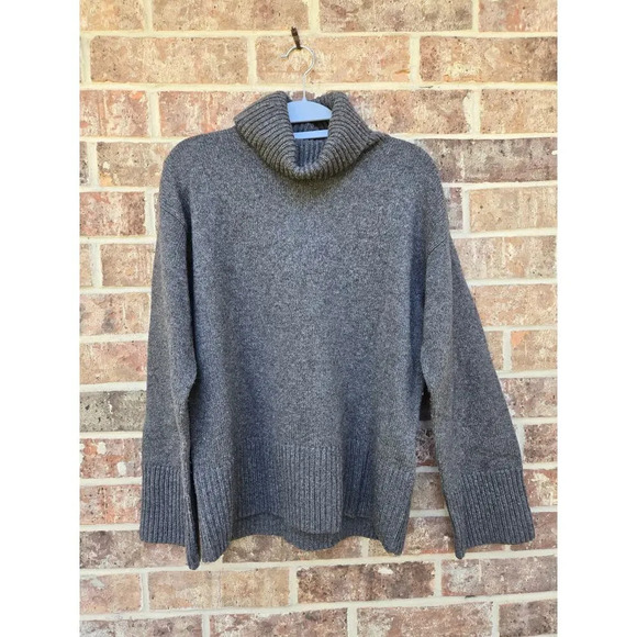 Brooks Brothers Grey Turtleneck Sweater Size M - Picture 1 of 4